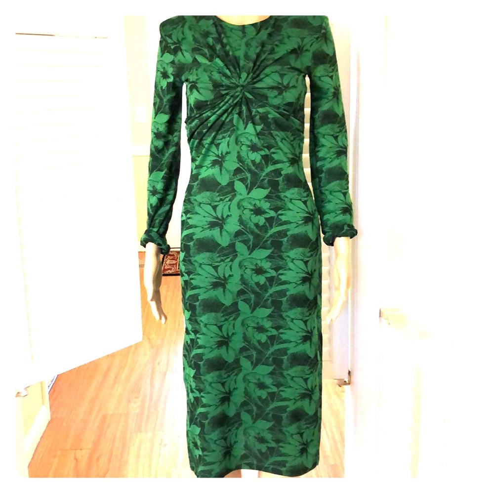 ZARA TRAFALUC . GREEN DRESS.